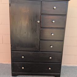 Modern regency wood dresser