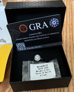 GRA Mossanite Oval Halo Ring in Sterling Silver NWT Size 9 2ct