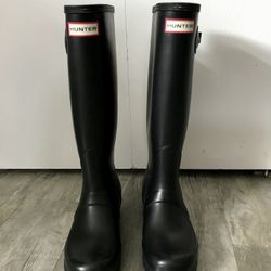 PRICE DROP ⬇️ Women’s Rain Boots - Hunter Tall Black Boots, Waterproof 
