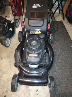Craftsman lawnmower w/Honda