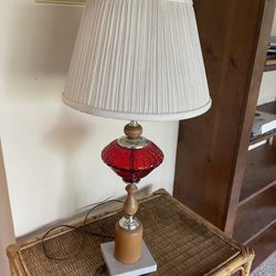 Vintage Table Top  Lamp 