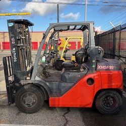 FORKLIFT WHSE 8000# GAS/LP 2018 TOYOTA 8FG35U