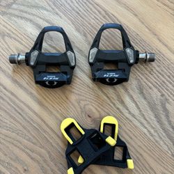 Shimano 105 Road Bike Pedals With Cleats