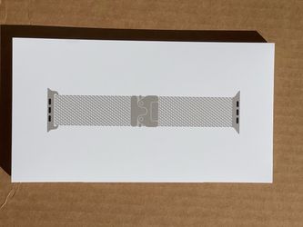new Apple Watch band 49mm Natural Titanium Milanese Loop ( medium size )