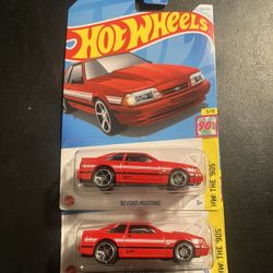 Hotwheels 92 Ford Mustang 