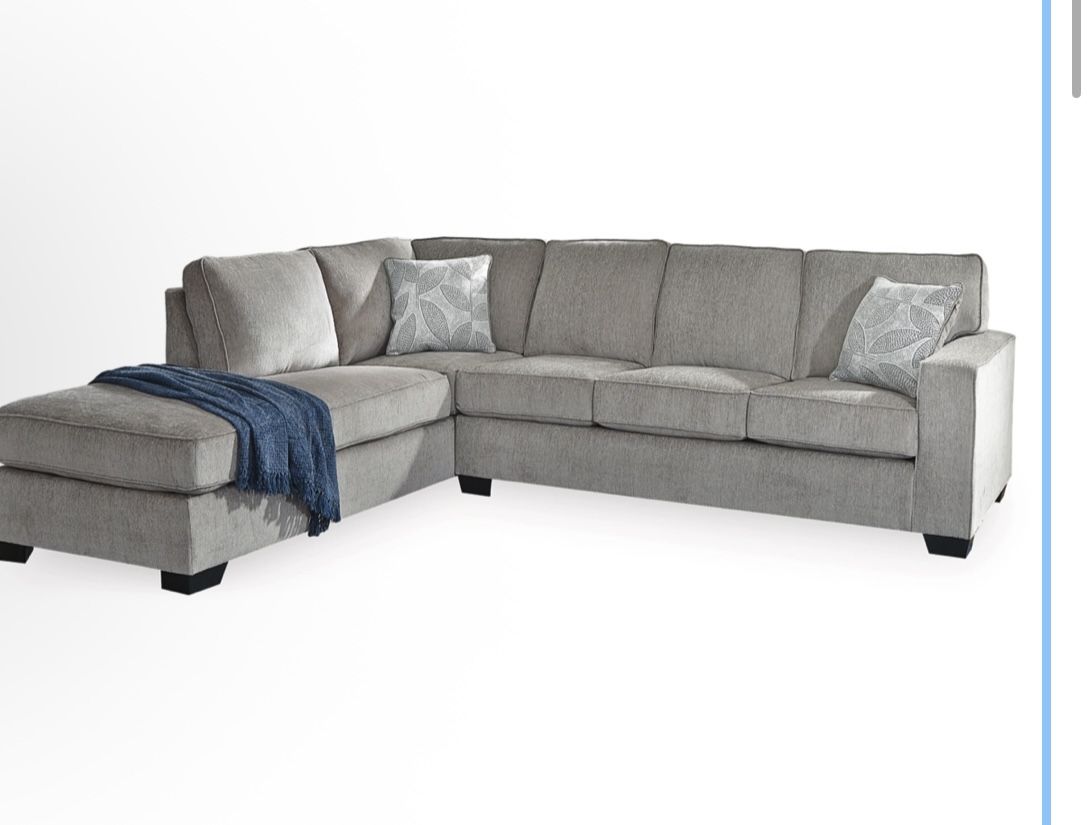Altari 2-Piece Sectional with Chaise