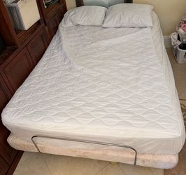 Full mattress motorized bed frame