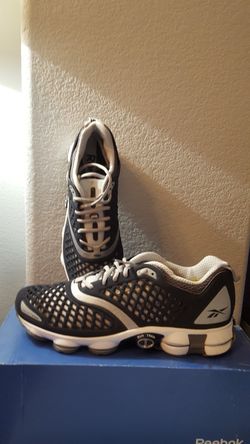 Men's Reebok sneakers/shoes size 11