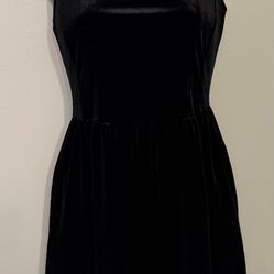 NWT Women’s Small Little Black Sleeveless Dress with Pockets $10