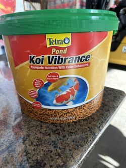 Tetra Pond Koi Vibrance Floating Koi Sticks Fish Food, 3.31 lbs.