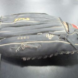 Used Louisville Slugger TPS GTPS-13 Size 13" Glove - RHT ( Read The Description)