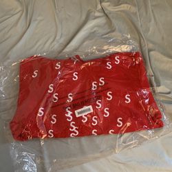 Red Supreme Embroidered S Hoodie Sweatshirt Size Medium
