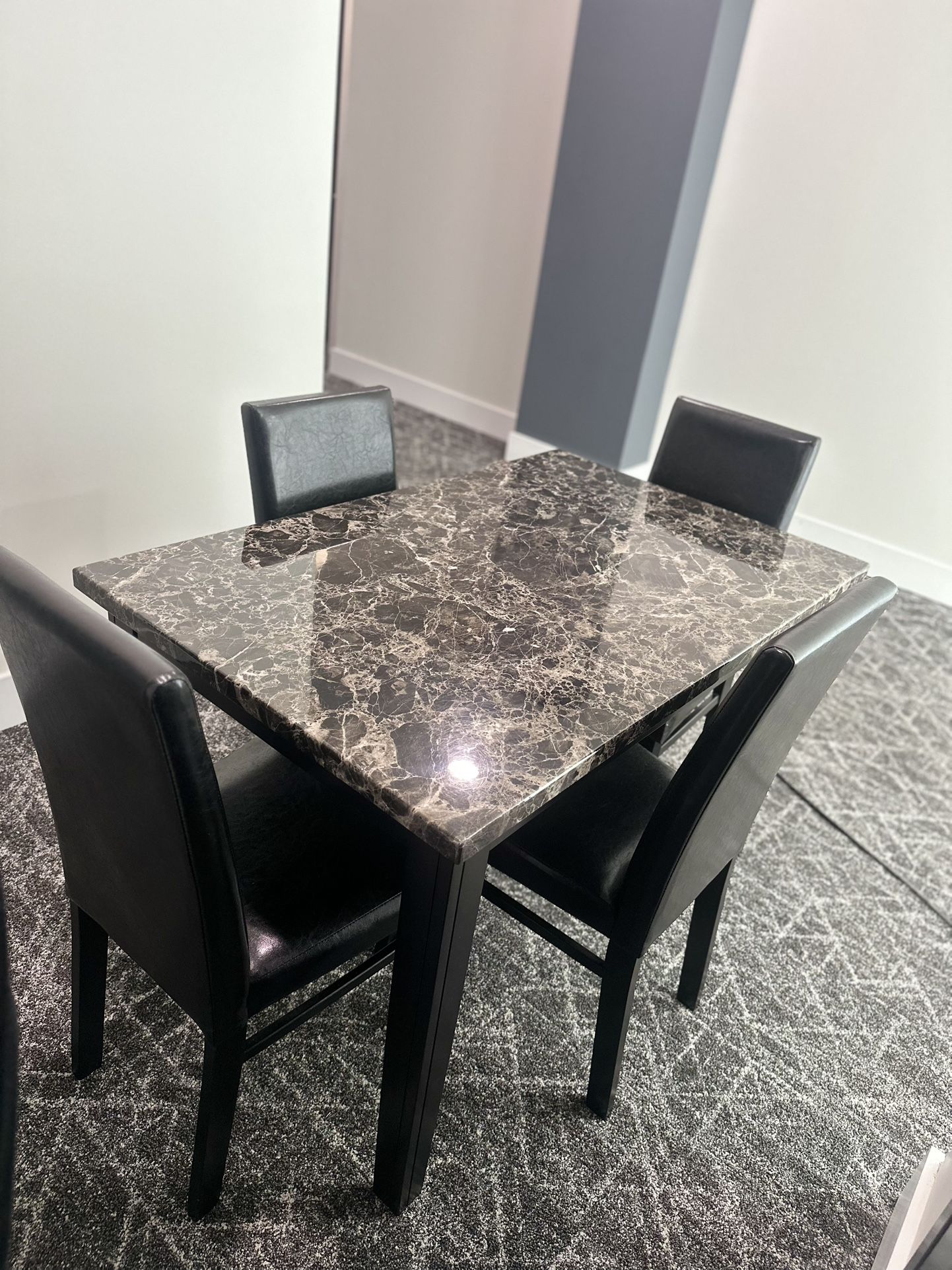Stylish Dining Room Table Set 🍽️ 4 Chairs Included!