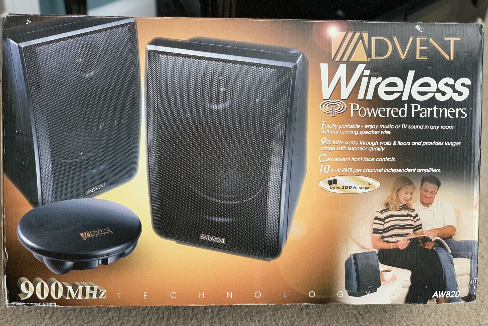 ADVENT AW820 WIRELESS SPEAKERS. NEAR MINT