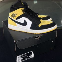 Air Jordan 1 Mid