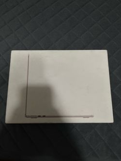 13.6 INCH MACBOOK AIR(2560x1664, 245.11GB, 16GB MEMORY, 100% BATTERY LIFE, M2CHIP2022)