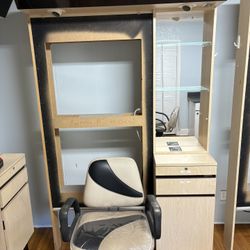 Salon Station And Chair 