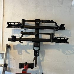 THULE T2 Pro XTR  2-bike hitch rack Brand New