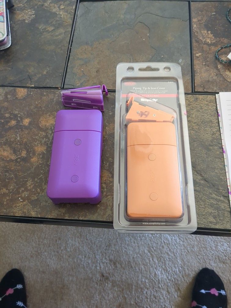 Piping Tip And Iron Cover For Making Custom Bias Tape