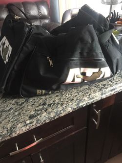 Set of Taekwondo equipment/ Equipo de Taekwondo, kids 8 years +