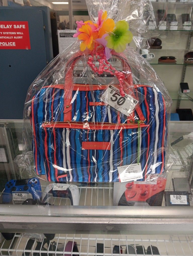 Vera Bradley Wallet And Purse