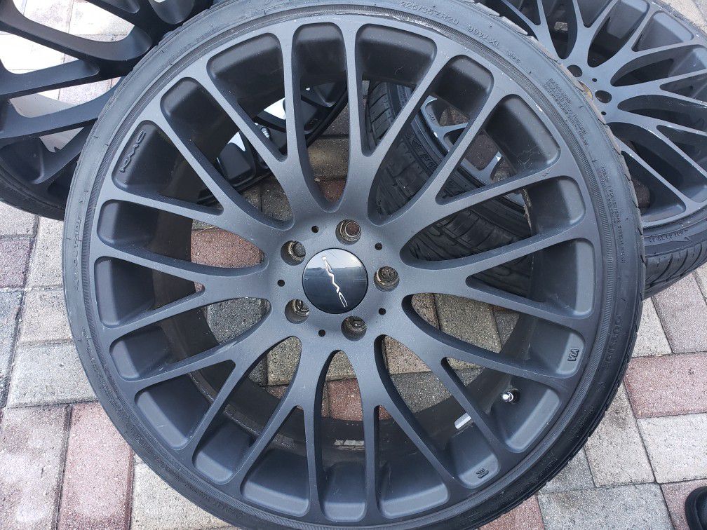 Kmc rims and tires fresh black 20inches 5lugs 245 /35/r20