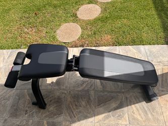 Adjustable Weight Bench