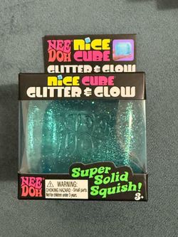 Needoh nice cube glitter and glow