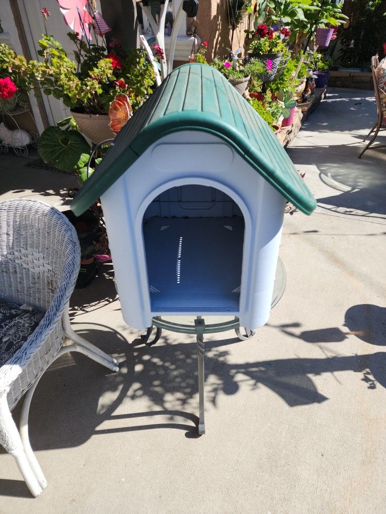 Pup Or Dog House New