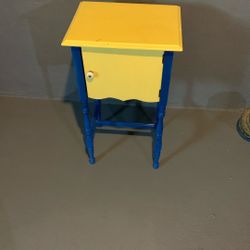 Night Stand ( Humidor) Vintage/ Antique 