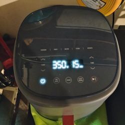 COSORI SMART AIR FRYER LITE 4 QUART COMPACT 7 IN 1 OVEN 