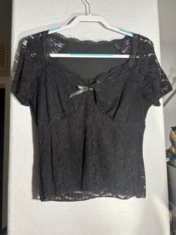 Lg lace crop top shirts, new