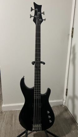 Dean 4-String Electric Bass Guitar