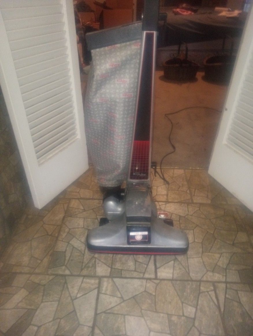 Kirby Vacuum Cleaner 