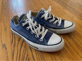 CONVERSE LOW TOP DISTRESSED NAVY BLUE SHOES WOMENS 6 MENS 4