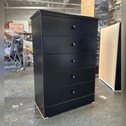 5 Drawer Dresser 