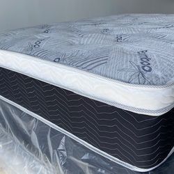 Queen Euro Bamboo Orthopedic Pillow Top!!