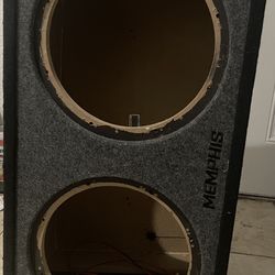 Memphis Audio Subwoofer Box 2 12s / 28hz / 2.43 Cu Ft
