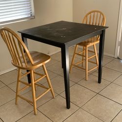 Table Mesa And 2 Chairs Y 2 Sillas Giratorias