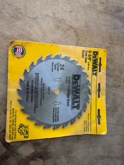 DeWalt 5-3/8" Trim Saw Blade 24 Tooth