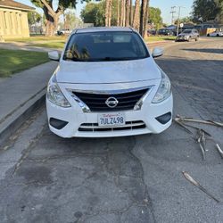 Nisan Versa SV 2015 Titulo Limpio 141370 Millas Pasa Smog Automatico Placas Julio 2026 Motor Y Tranmision Buenos Puede Traer Su Mecanico Ac Bueno 