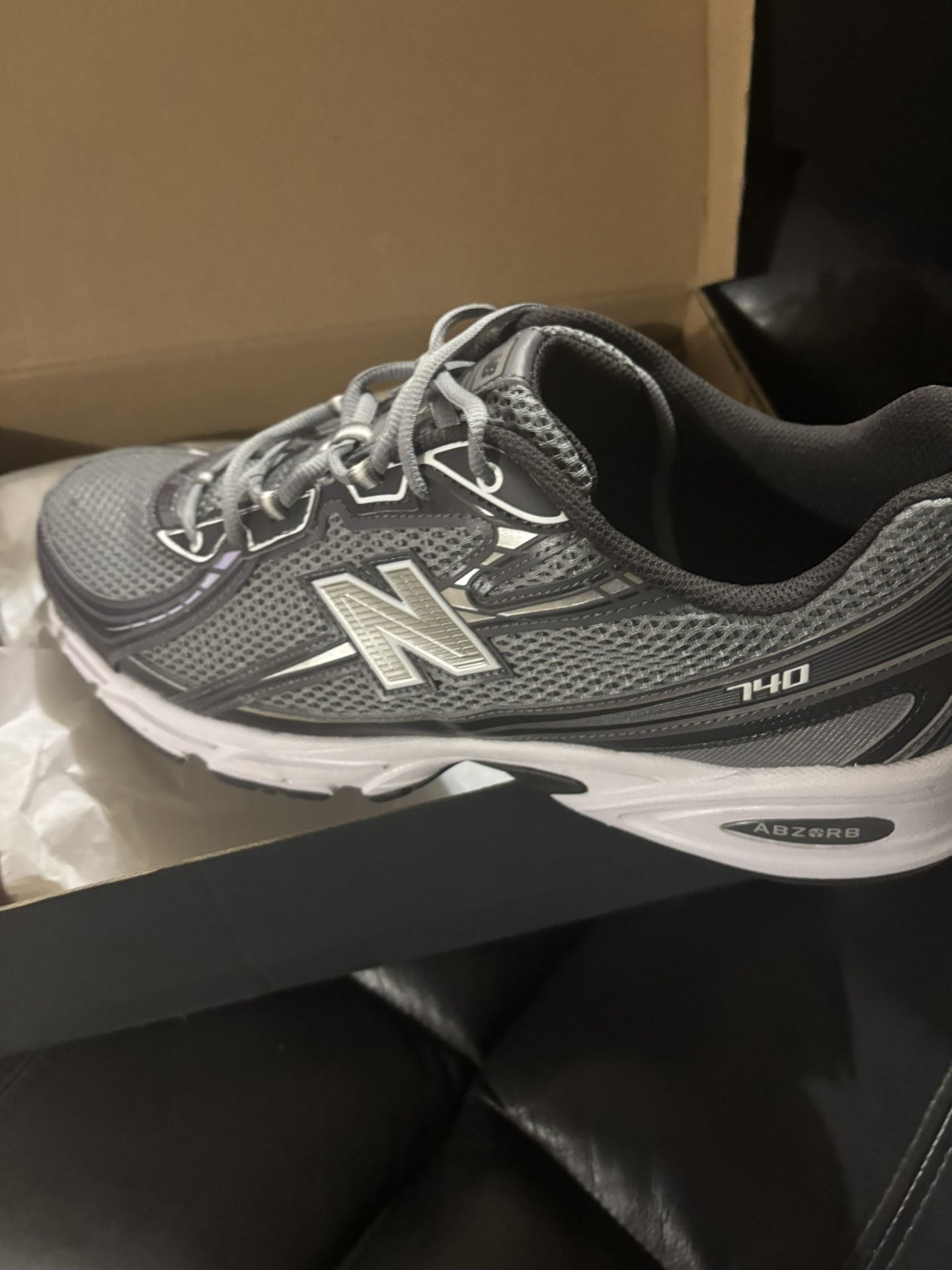 Men Brand New New balance Sneakers Size 14