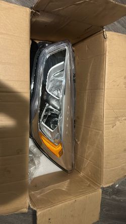 Ford Escape Headlight