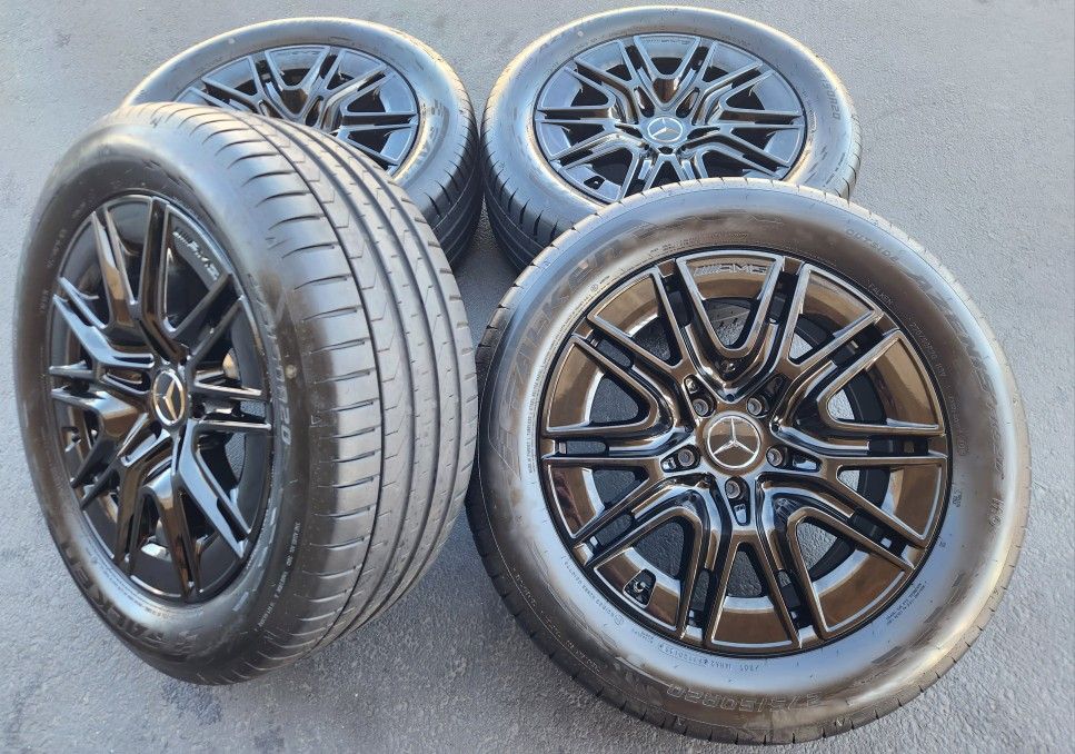 20" Mercedes G - Wagen G63 G550 G580 OEM Wheels and Tires