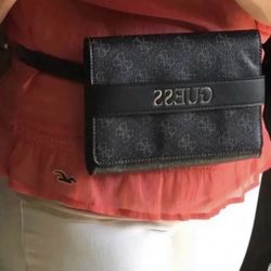NEW!!! GUESS Stylish Black Waist Bag/Fanny Pack