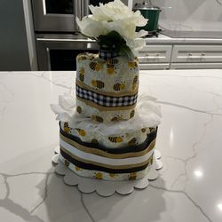 Mother to Bee diaper centerpieces