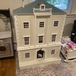 Free  Doll House 