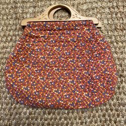 Vintage Boho MCM Jungalow Farmhouse Cottage Core Quilt Bag Wood Handles Purse 