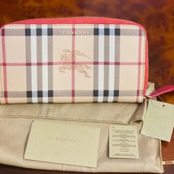 Burberry Authentic Wallet 