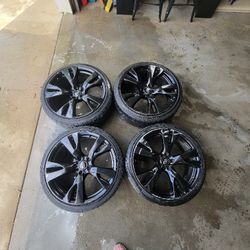 Inifinti  Rims 20in With 3 Good Tires.  